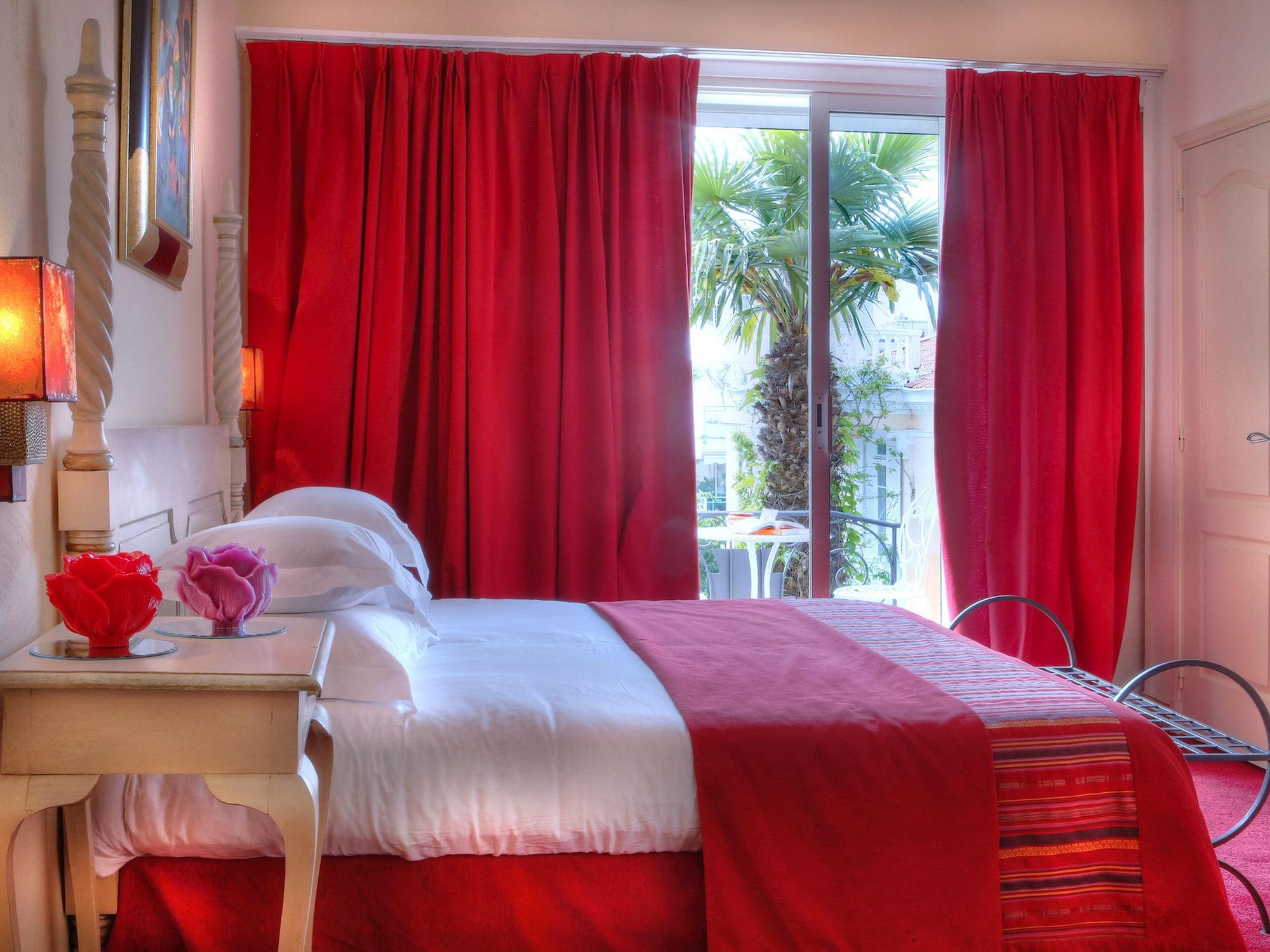 Hotel La Villa Sainte Valerie Adults Only Жуан-ле-Пен Экстерьер фото