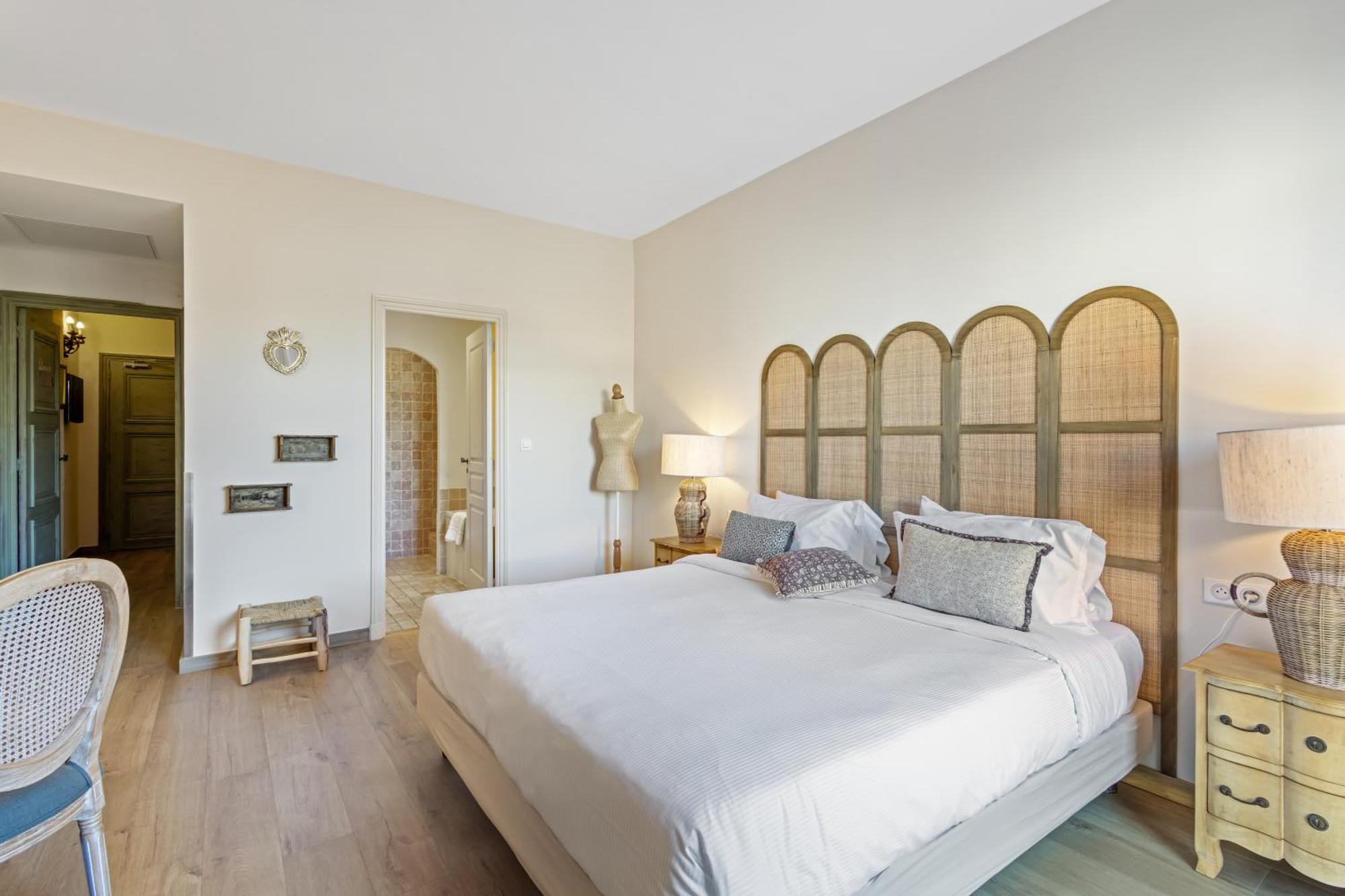 Hotel La Villa Sainte Valerie Adults Only Жуан-ле-Пен Экстерьер фото