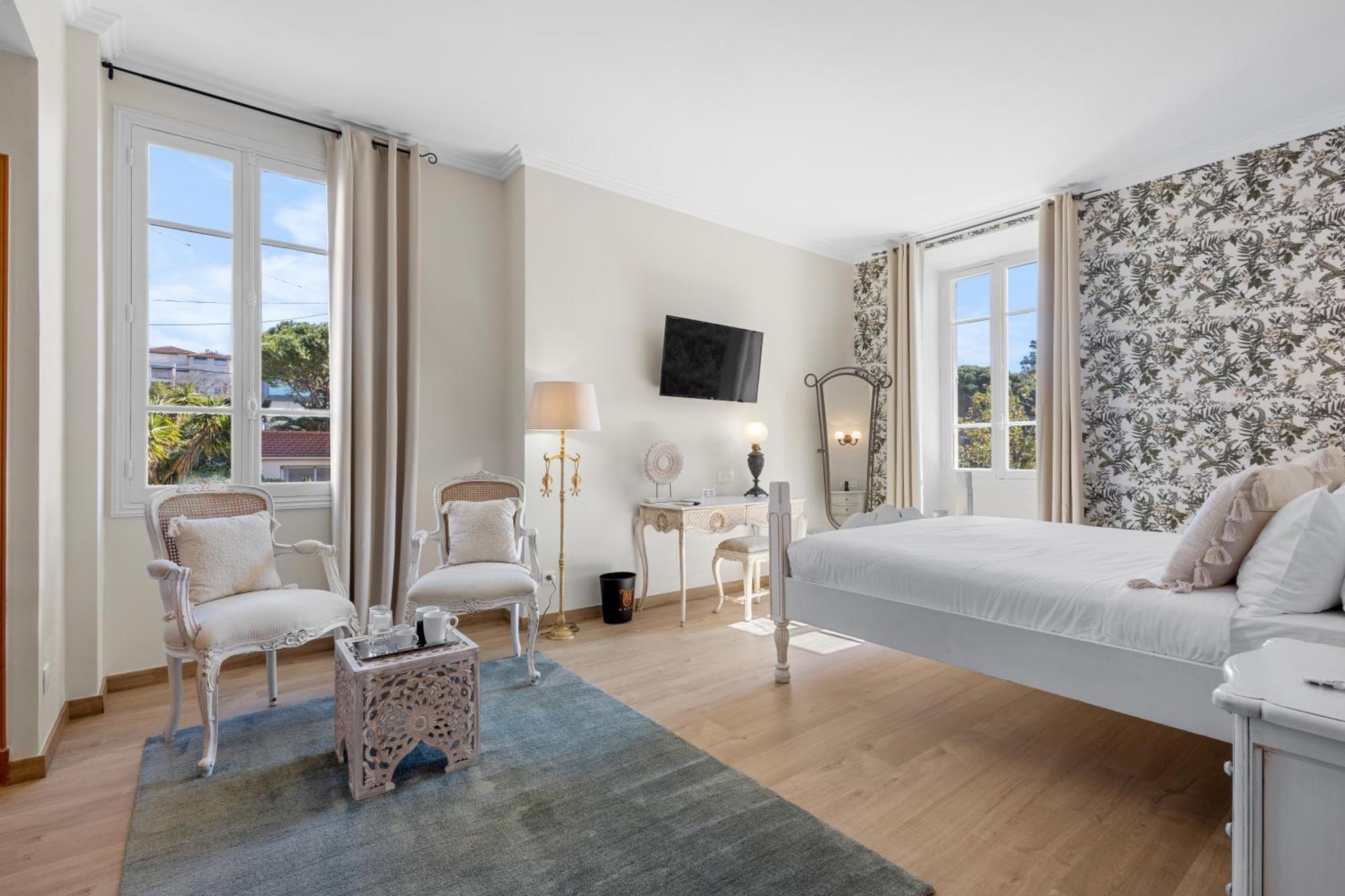 Hotel La Villa Sainte Valerie Adults Only Жуан-ле-Пен Экстерьер фото