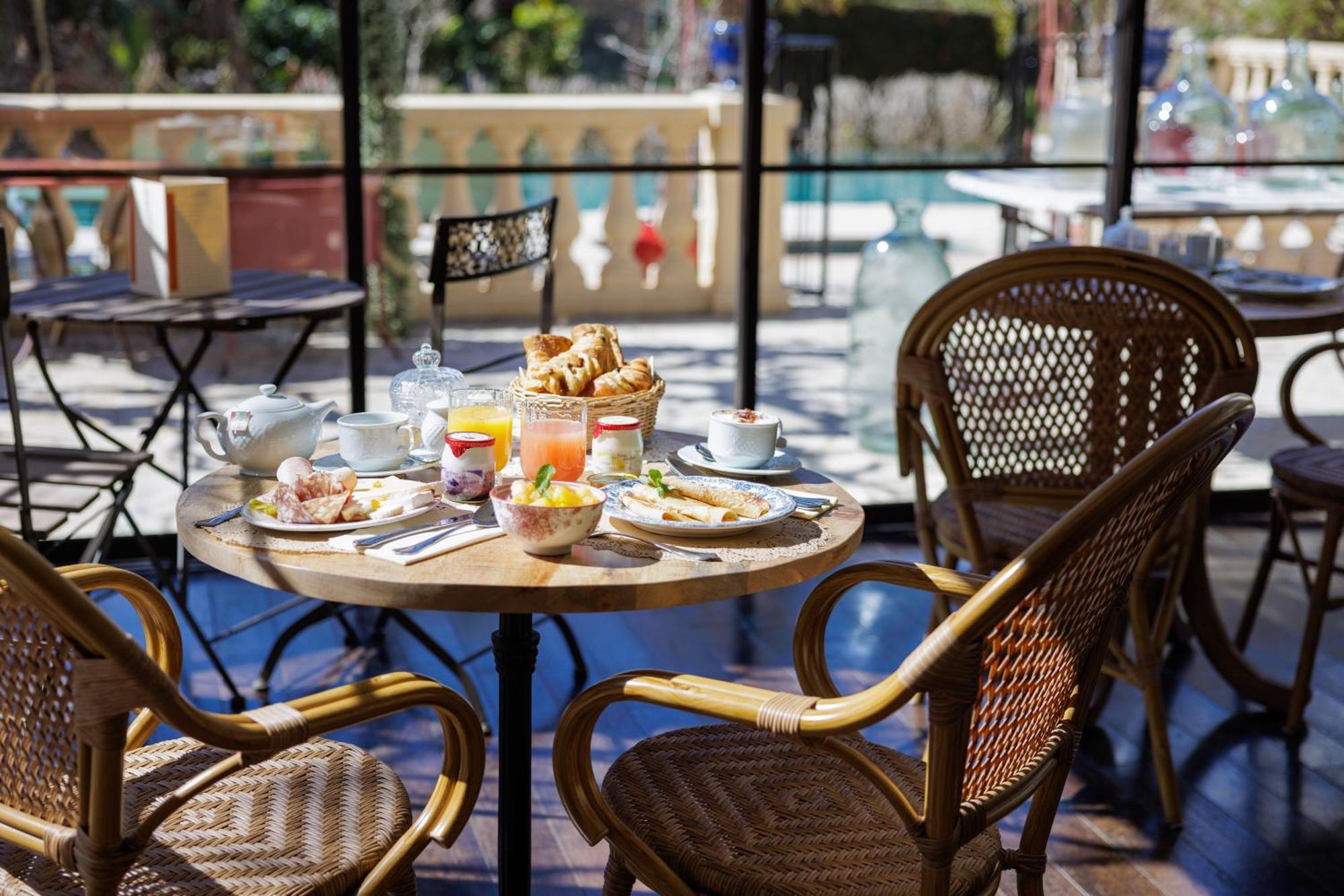 Hotel La Villa Sainte Valerie Adults Only Жуан-ле-Пен Экстерьер фото